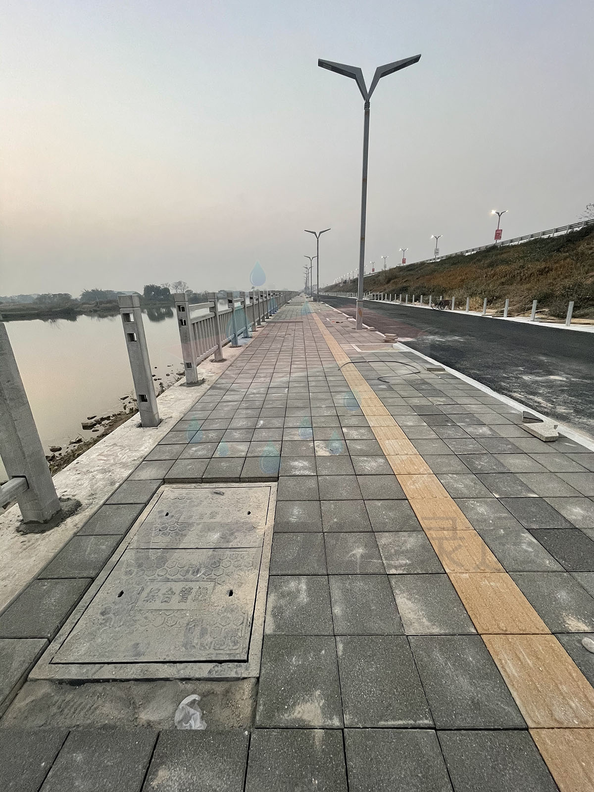 鹤山西江大堤提升工程